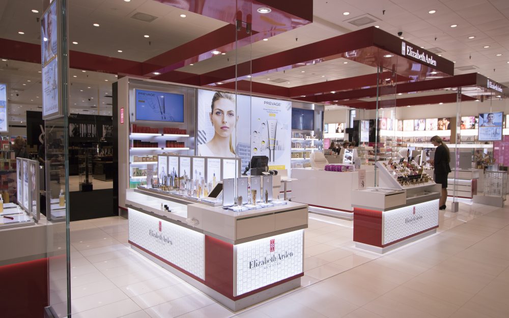 nordens-storste-elizabeth-arden-stand